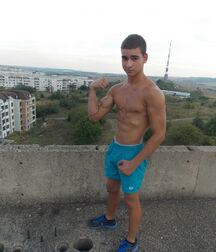 Random Hotness!!  60dc5f1ba6bc7.jpg
