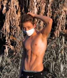Hot boy Leon!! 60dc8909d877f.jpg