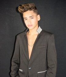 Hot Model Jayden!!  60dd0e97d8d5c.jpg