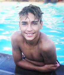 Hot Model Jayden!!  60dd0e9e1410f.jpg
