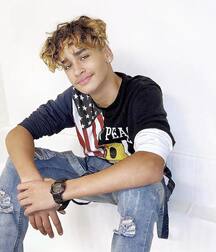 Hot Model Jayden!!  60dd0eacf3391.jpg