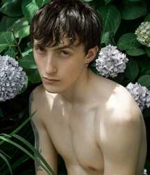 Hot Model Anthony!! 