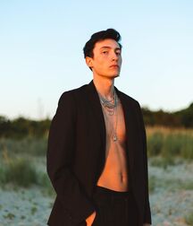 Hot Model Anthony!!  60dd1e55e8326.jpg