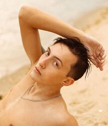 Hot Model Anthony!!  60dd1e659257e.jpg