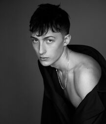 Hot Model Anthony!!  60dd1e691e582.jpg