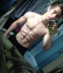 Selfie Hotties!!  60ddd75dd6c0f.jpg