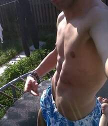 Random Hotness!!  60ddd8189dbe1.jpg
