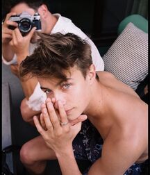Photographer Connor Brashier!!  60de4820b2f05.jpg