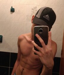 Random Hotness!!  60df331400e30.jpg