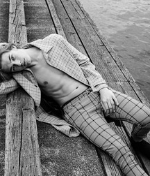 Hot Model Issac!! 60df911ecb15a.jpg