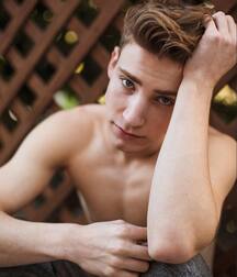 Hot Model Mark Young!!  60dfb8f05a828.jpg