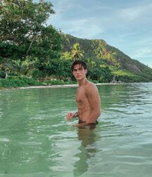 Hot Model William!!  60dfd114834e9.jpg