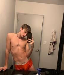 Hot Model Ben!!  60e0fc3765413.jpg