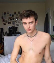 Hot Model Ben!!  60e0fc45aaa95.jpg