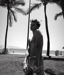 Hot Model Ben!!  60e0fc539914b.jpg