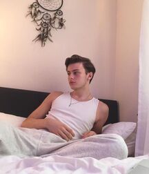 Hot Model Ben!!  60e0fc5fe4f48.jpg
