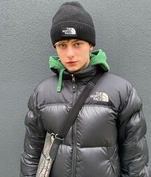 Hot Model Ben!!  60e0fc76ae76e.jpg