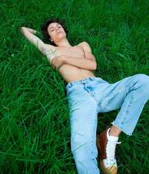 Hot Model Mazir!!  60e117bb956bb.jpg