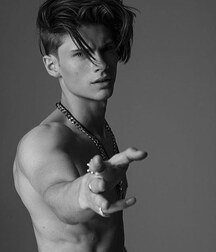 Hot Model Fabian!!  60e31215ee0a6.jpg