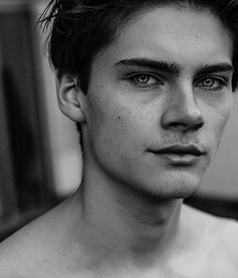 Hot Model Fabian!!  60e3121aa0fdf.jpg