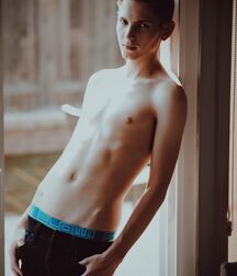 Porn Boy Riley!!  60e62980c9260.jpg