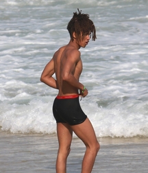 Usual Suspect Jaden!!  60e6d7aaeaea2.jpg
