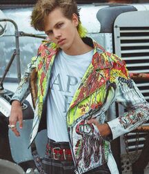Hot Model Lucas!!  60e7857ce2c7d.jpg