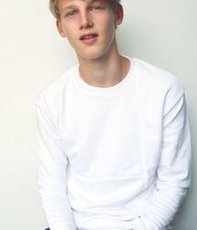Hot Model Ole!!  60e7b6aad9c46.jpg