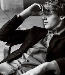 Hot Model Ole!!  60e7b6c1e0072.jpg