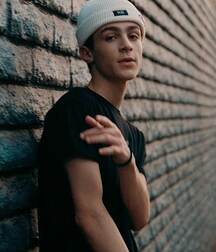 The Daily Suspects Twink Tube Guys 60e8e61e0f387.jpg