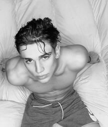 Bday Boy Vinnie!!  60ee60d6c9b6c.jpg