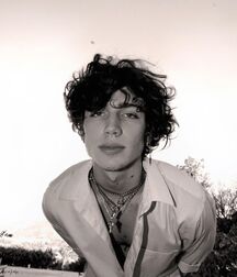 Bday Boy Vinnie!!  60ee60e3476f8.jpg