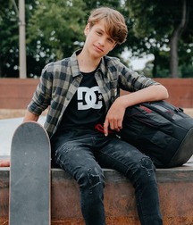 Hot Model Bram!!  60f038da02319.jpg