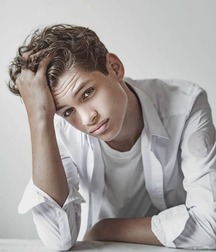 Hot Model Bram!!  60f038e9aab57.jpg