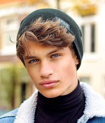 Hot Model Bram!!  60f038ed0c878.jpg