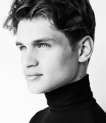 Hot Model Bram!!  60f038fb51771.jpg