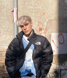 Out Model Vincenzo!!  60f4313d6d7c0.jpg