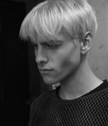 Out Model Vincenzo!!  60f431613d04e.jpg