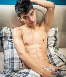 Random Hotness!!  60f458fc39ae3.jpg