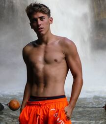 Bday Boy Filip!!  60f82a638b2ec.jpg