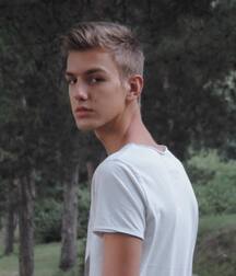 Croatian Model Andrija!!  60f844efa4134.jpg