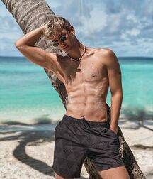 Croatian Model Andrija!!  60f8450107021.jpg