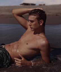 Croatian Model Andrija!!  60f8450b3ad08.jpg