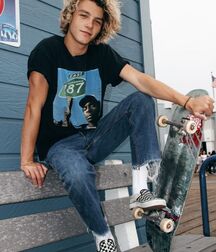 Hot Model Joshua!!  60f8a0a596a01.jpg