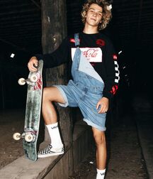 Hot Model Joshua!!  60f8a0a72f9ad.jpg