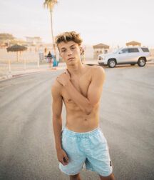 Hot Model Joshua!!  60f8a0b11d5cd.jpg