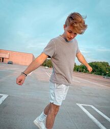 Usual Suspect Hayden!! 60f9f06d4278f.jpg