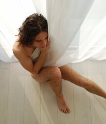 Hot Model Leonardo!!  60fad12d184c5.jpg