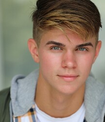 Hot Actor Jeremy!!  60ff578d19a23.jpg