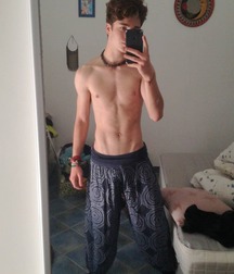 Hot Model Simone!!  60ff5ba795476.jpg